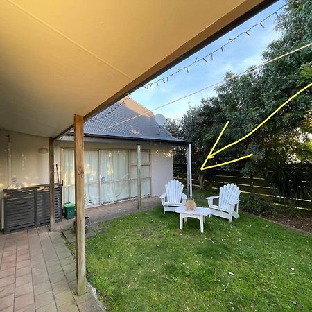Papamoa Two Rooms & Kitchenette - Dogs Welcome Exteriör bild