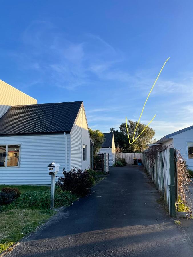 Papamoa Two Rooms & Kitchenette - Dogs Welcome Exteriör bild