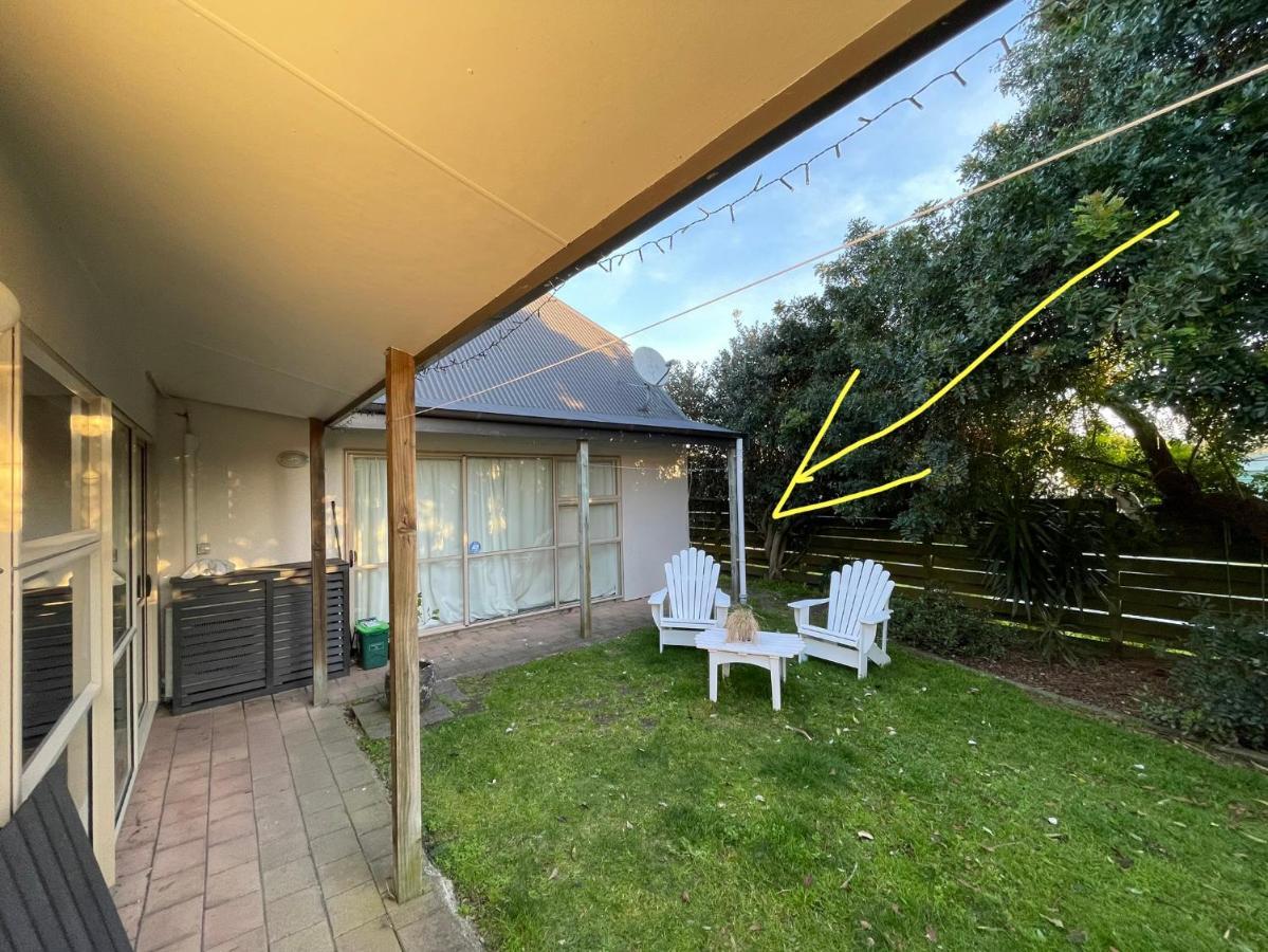 Papamoa Two Rooms & Kitchenette - Dogs Welcome Exteriör bild